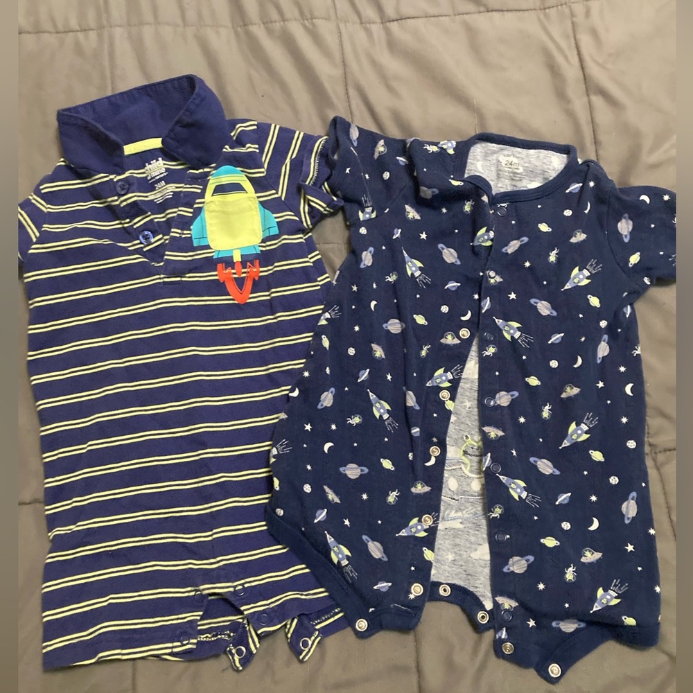 🚀Space themed rompers! 🛸